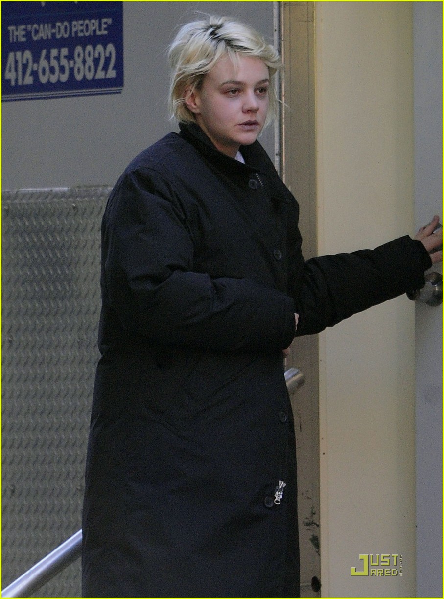 Carey Mulligan Shooting 'Shame' with Michael Fassbender Photo 2521376