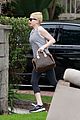 michelle williams runs from photographers 03