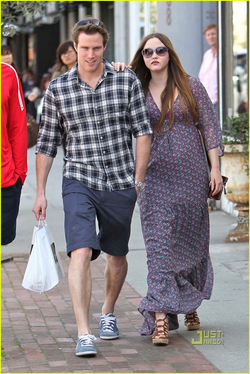 Devon Aoki Baby Bumpin' in West Hollywood! Photo 2525476 Devon Aoki