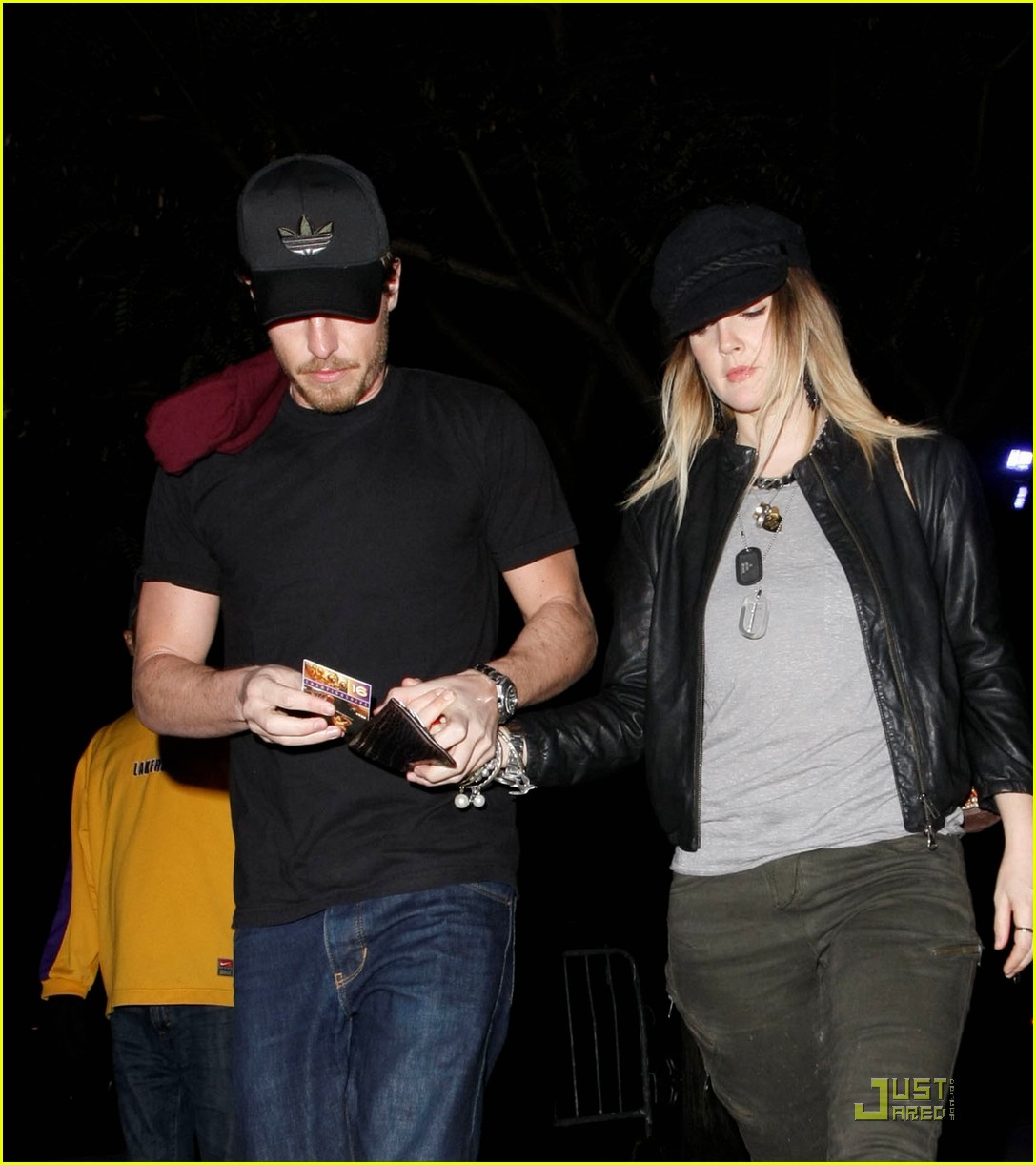 Drew Barrymore & Will Kopelman Lakers Lovers Photo 2530497 Drew