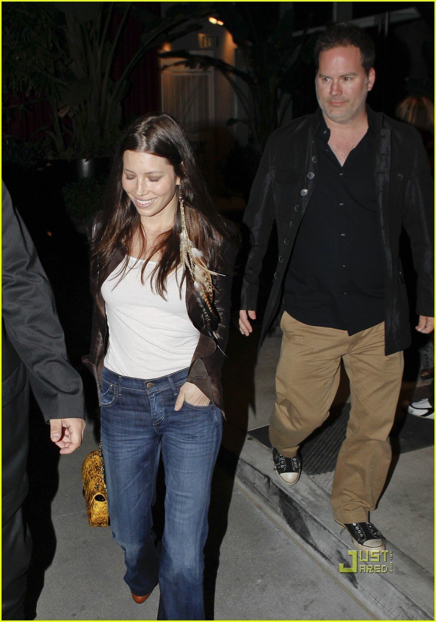 Photo: jessica biel birthday party 03 | Photo 2527236 | Just Jared
