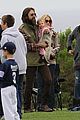 kate hudson family time with chris robinson 13