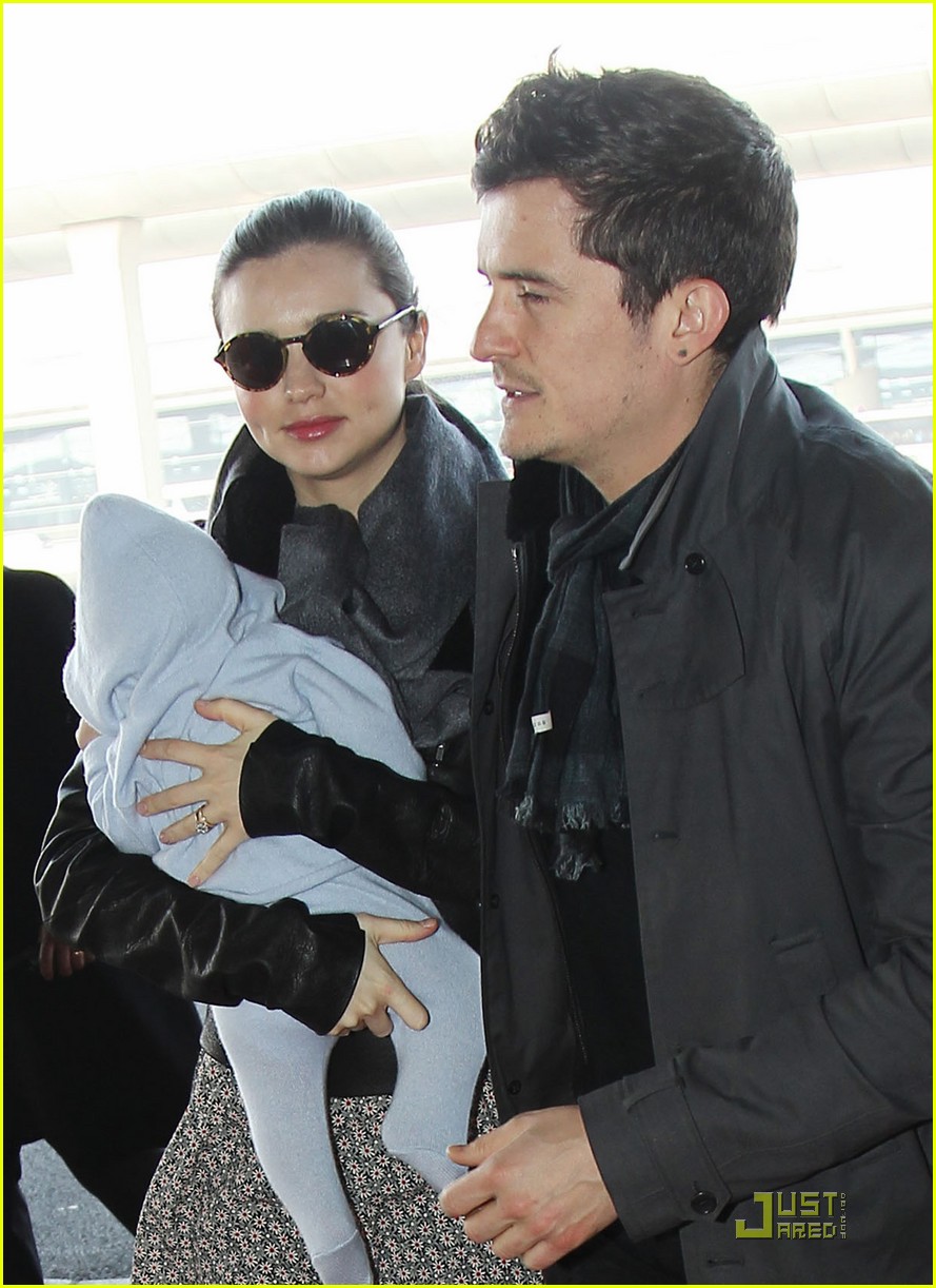 Miranda Kerr & Orlando Bloom Take Flight with Flynn Photo 2525241(00)