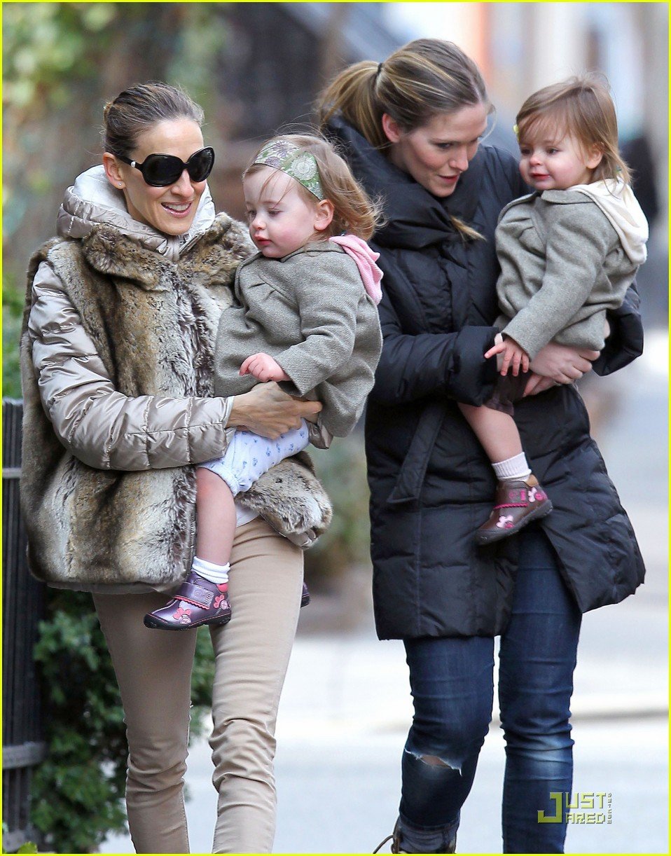 Sarah Jessica Parker Birthday Stroll with the Twins! Photo 2530614