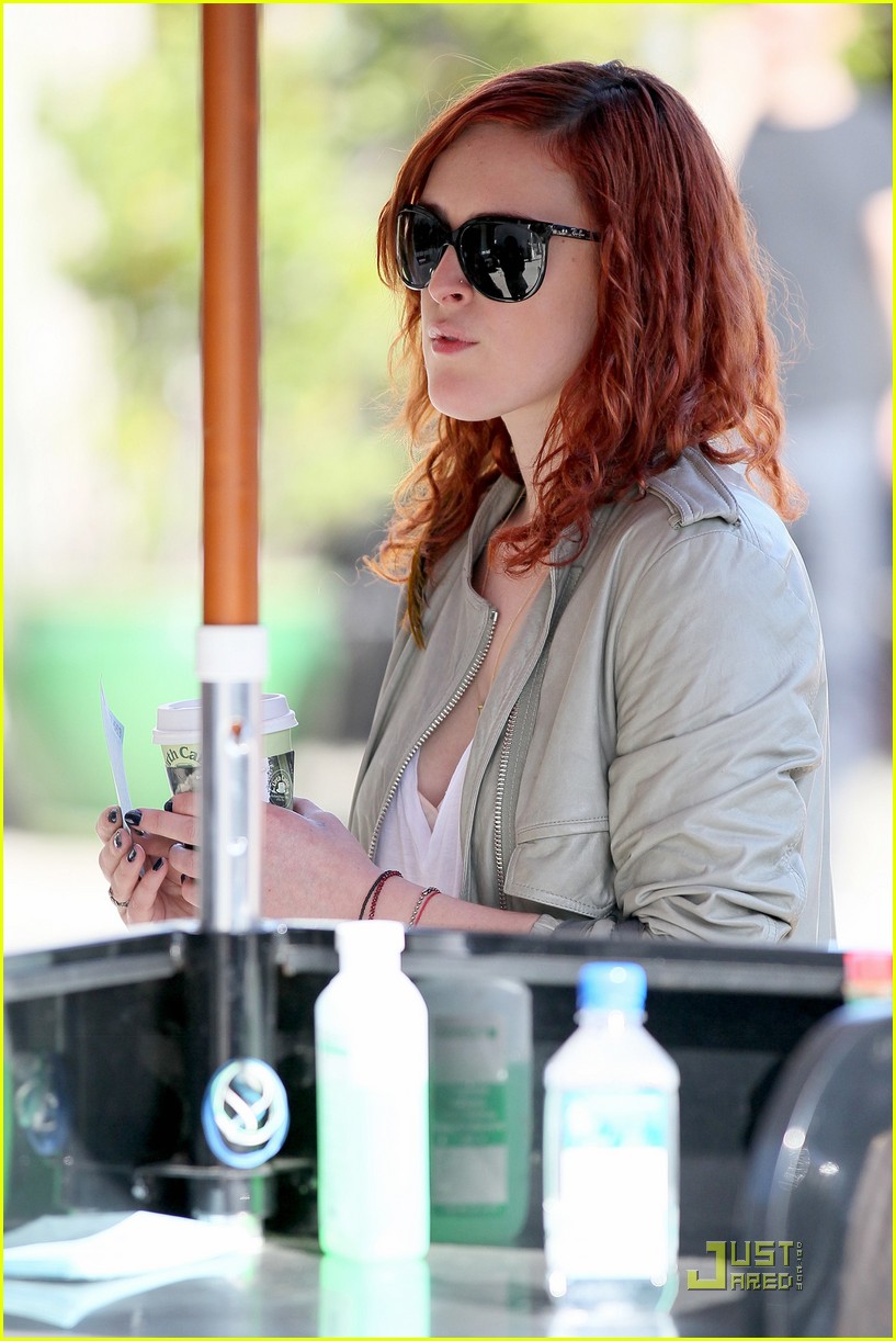 rumer willis lunch with mystery guy 062526566