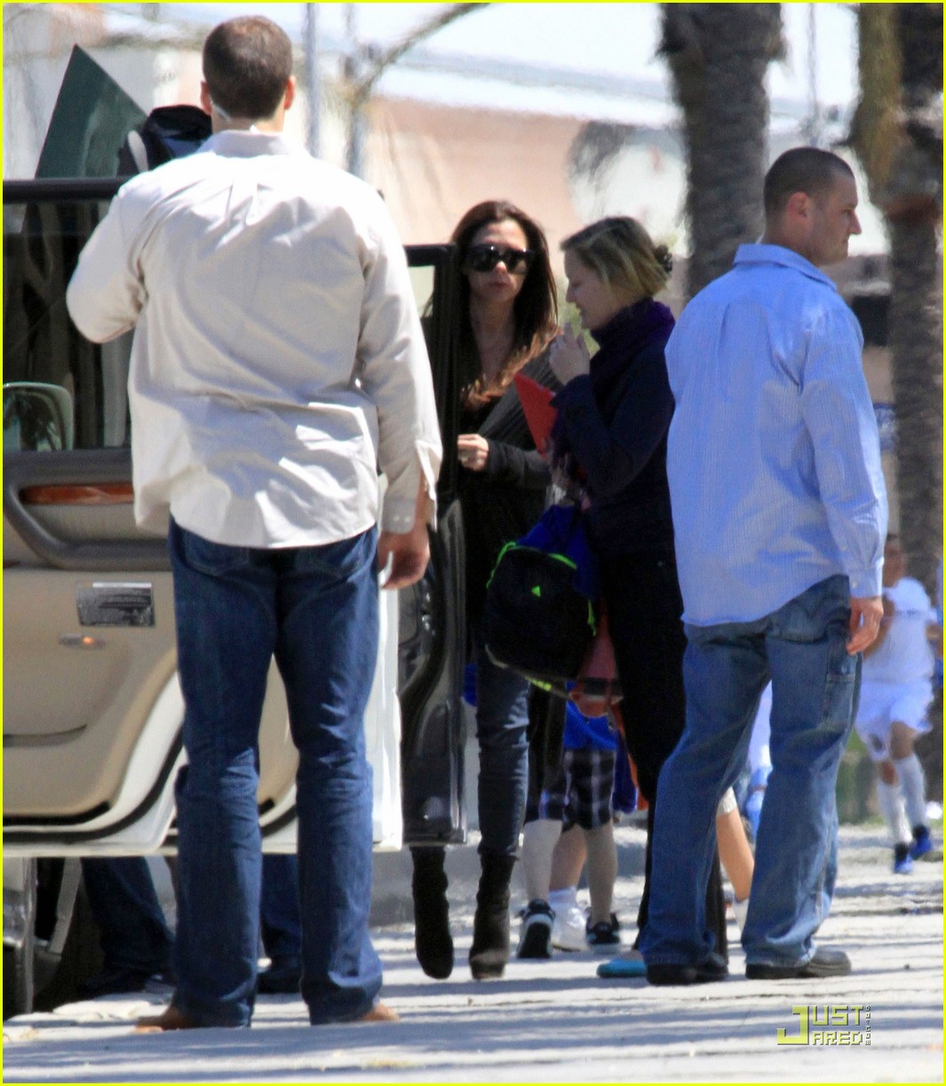 Victoria Beckham Home Depot Center with Romeo & Cruz! Photo 2534212