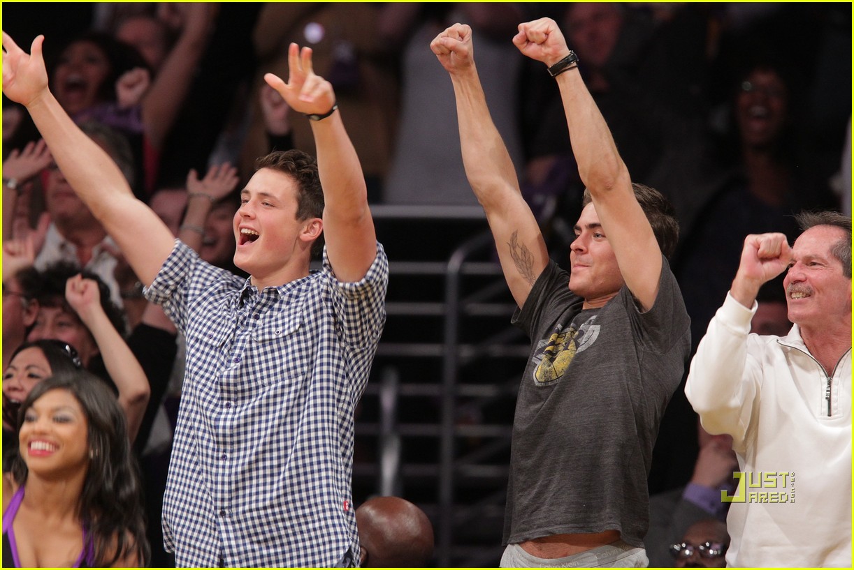 zac efron dylan lakers game 01