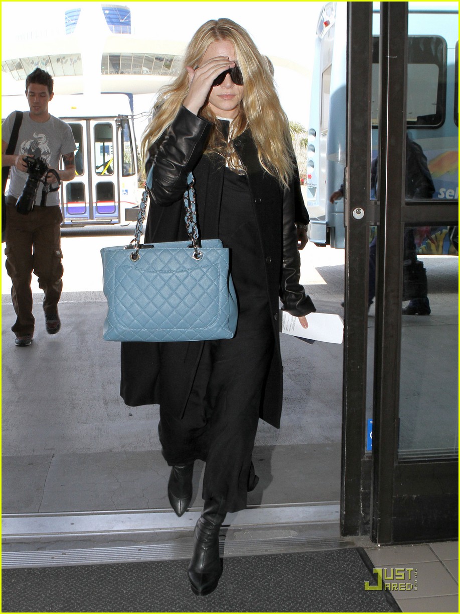 mary kate ashley olsen los angeles to seattle 042533537