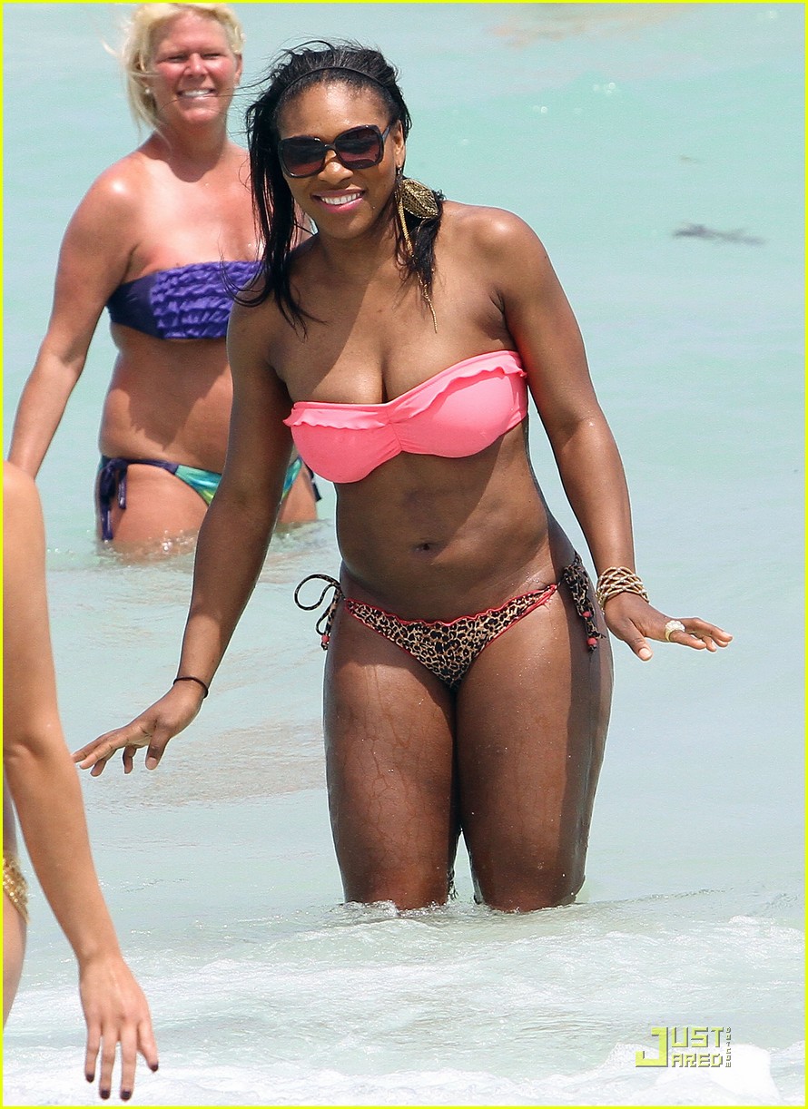 serena williams bikini beach body 16