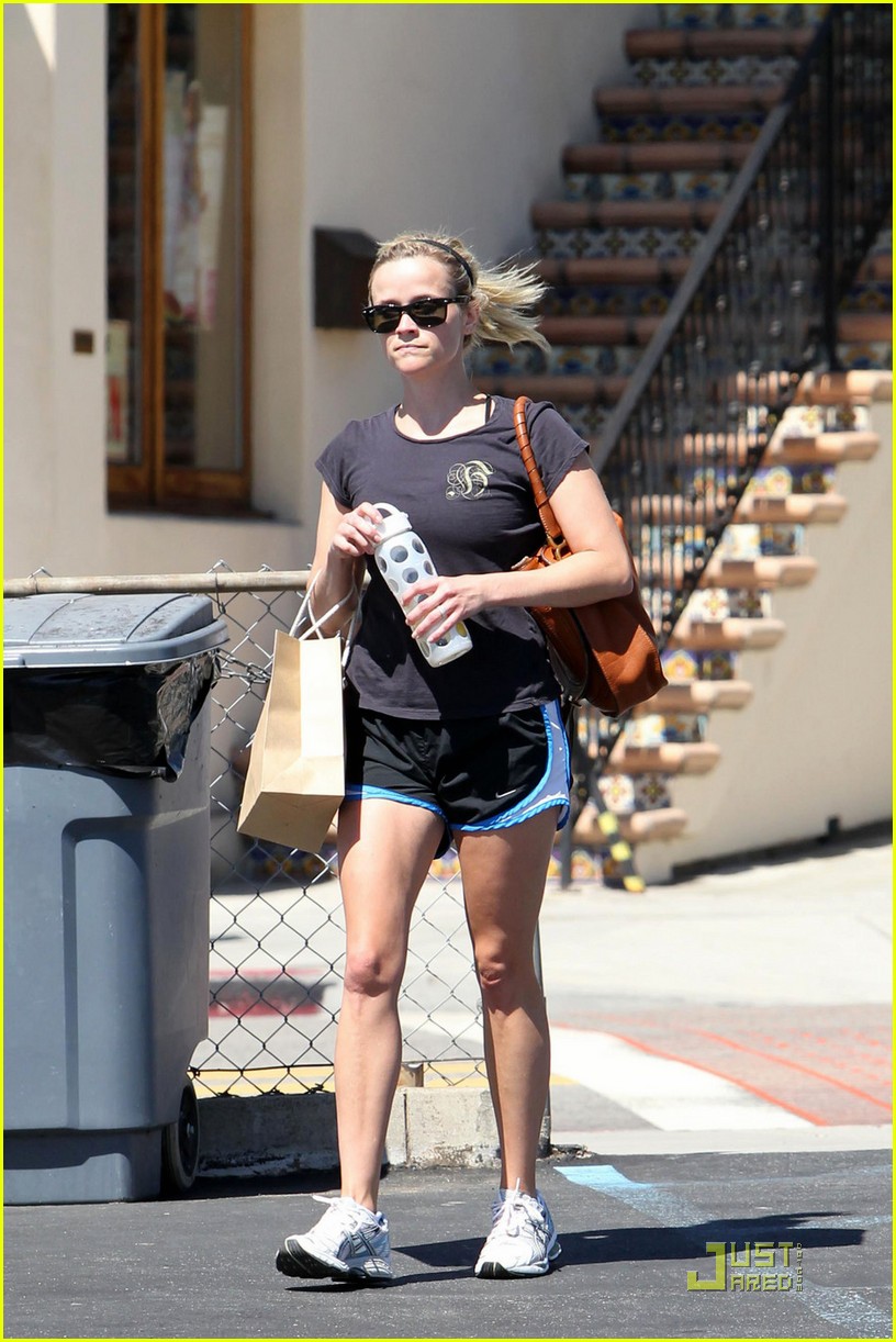 reese witherpsoon lax gymr 032538524