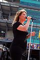 kelly clarkson seal national anthem indy 500 03