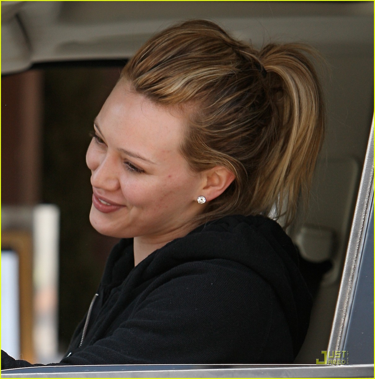 hilary duff mike makes me dinner 112543032