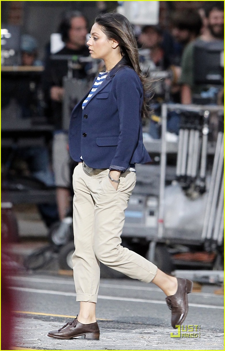 mila kunis takes off for ted 132541111
