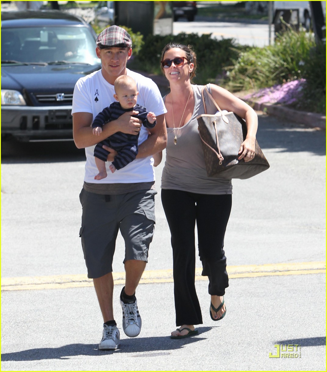 Alanis Morissette Errands with Ever! Photo 2543087 00 Photos Just