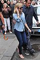 reese witherspoon chambray shirt paris 05