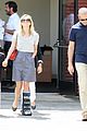 reese witherspoon wears cast on mothers day 07