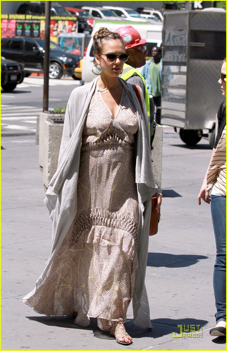 Jessica Alba Yale Reunion with Cash Warren! Photo 2549396 Cash