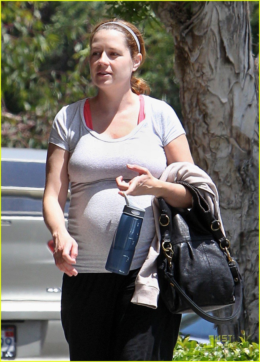 Jenna Fischer Prenatal Workout Photo 2555223 Jenna Fischer Pregnant Celebrities Photos