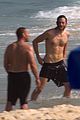 ashton kutcher beach volleyball 08