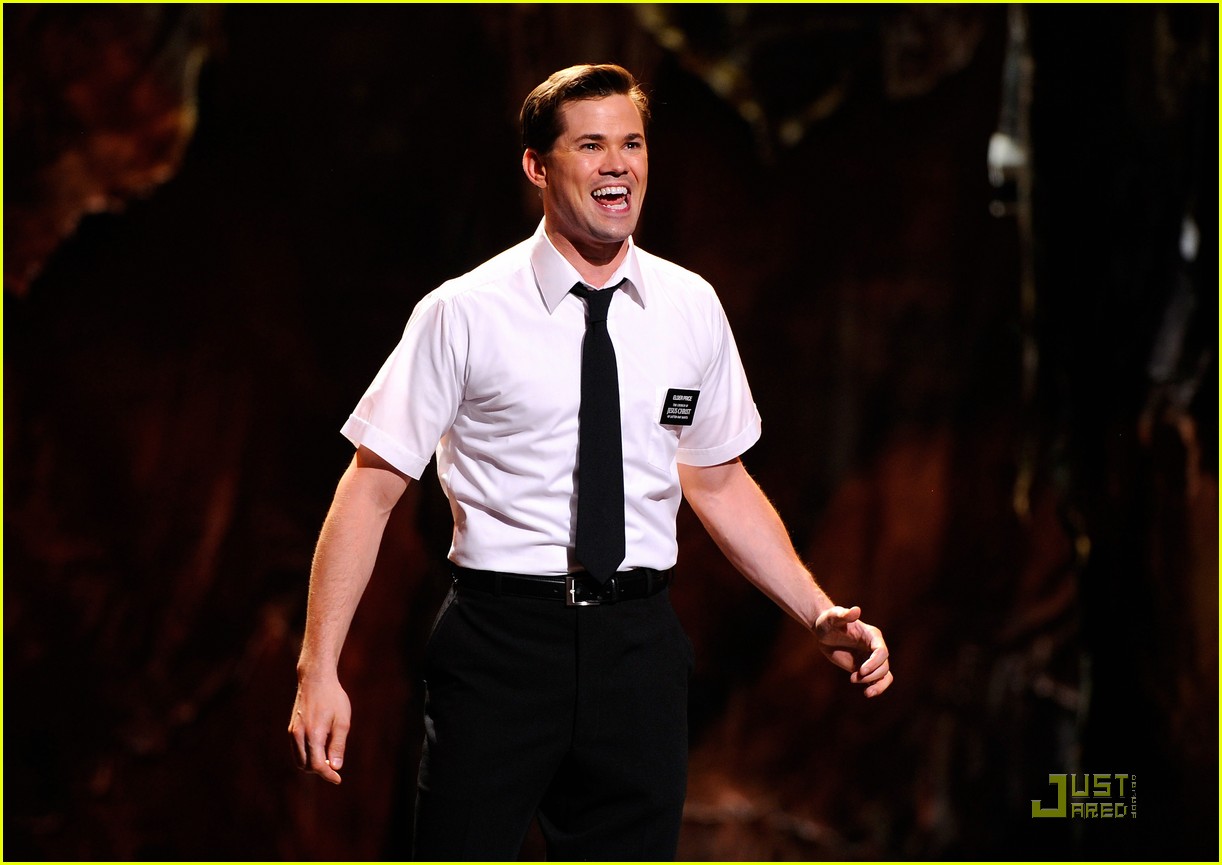 andrew rannells book of mormon performance at the tonys 032551884