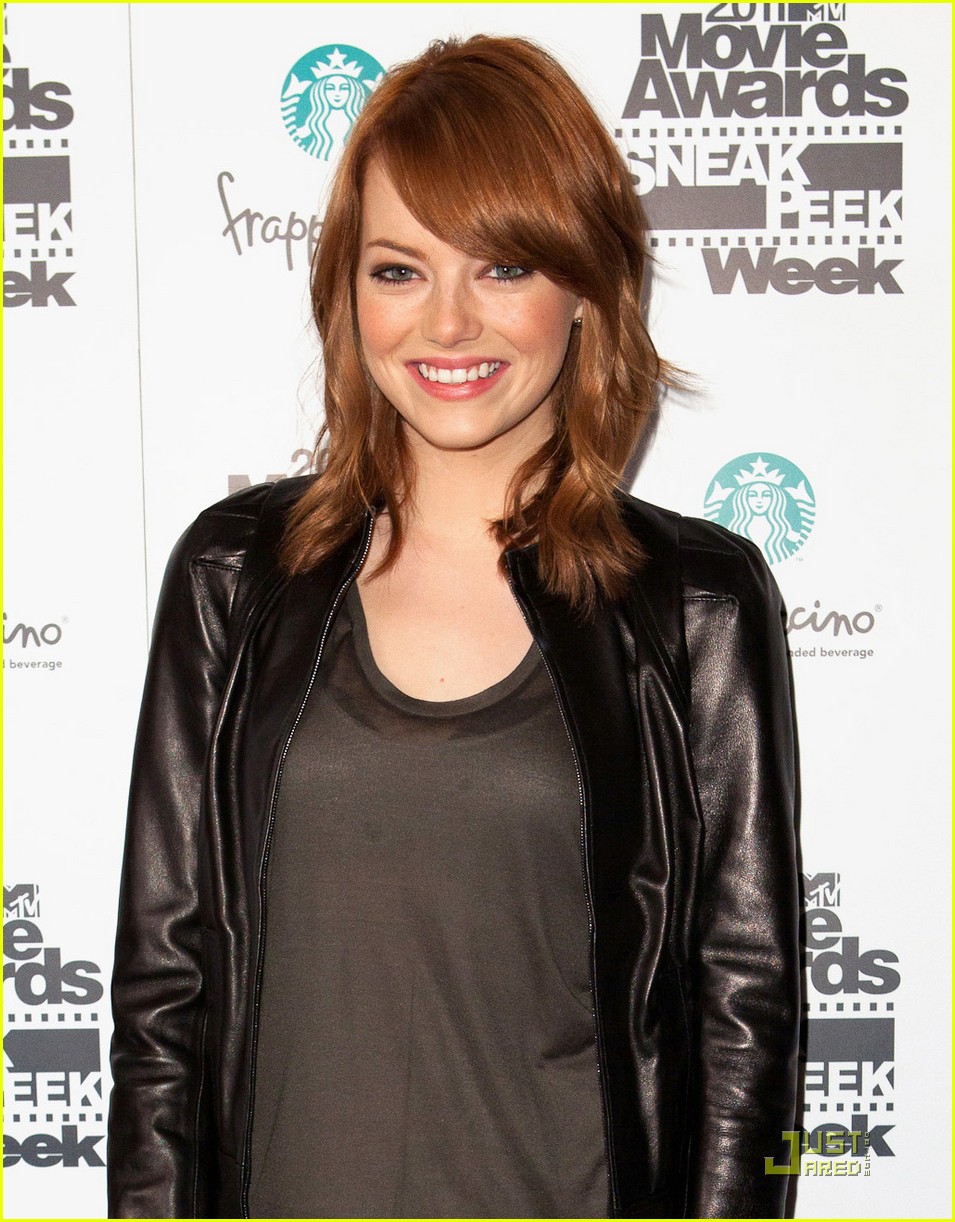 emma stone returns to red hair 042549129