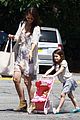 suri cruise pushes the baby carriage 01