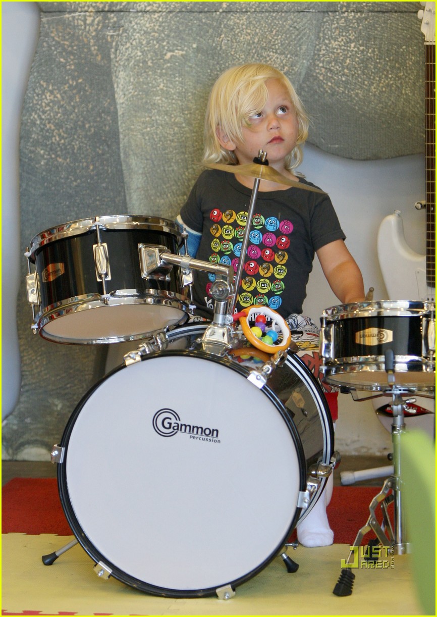 Kingston Rossdale Blue Mohawk! Photo 2557502 Celebrity Babies