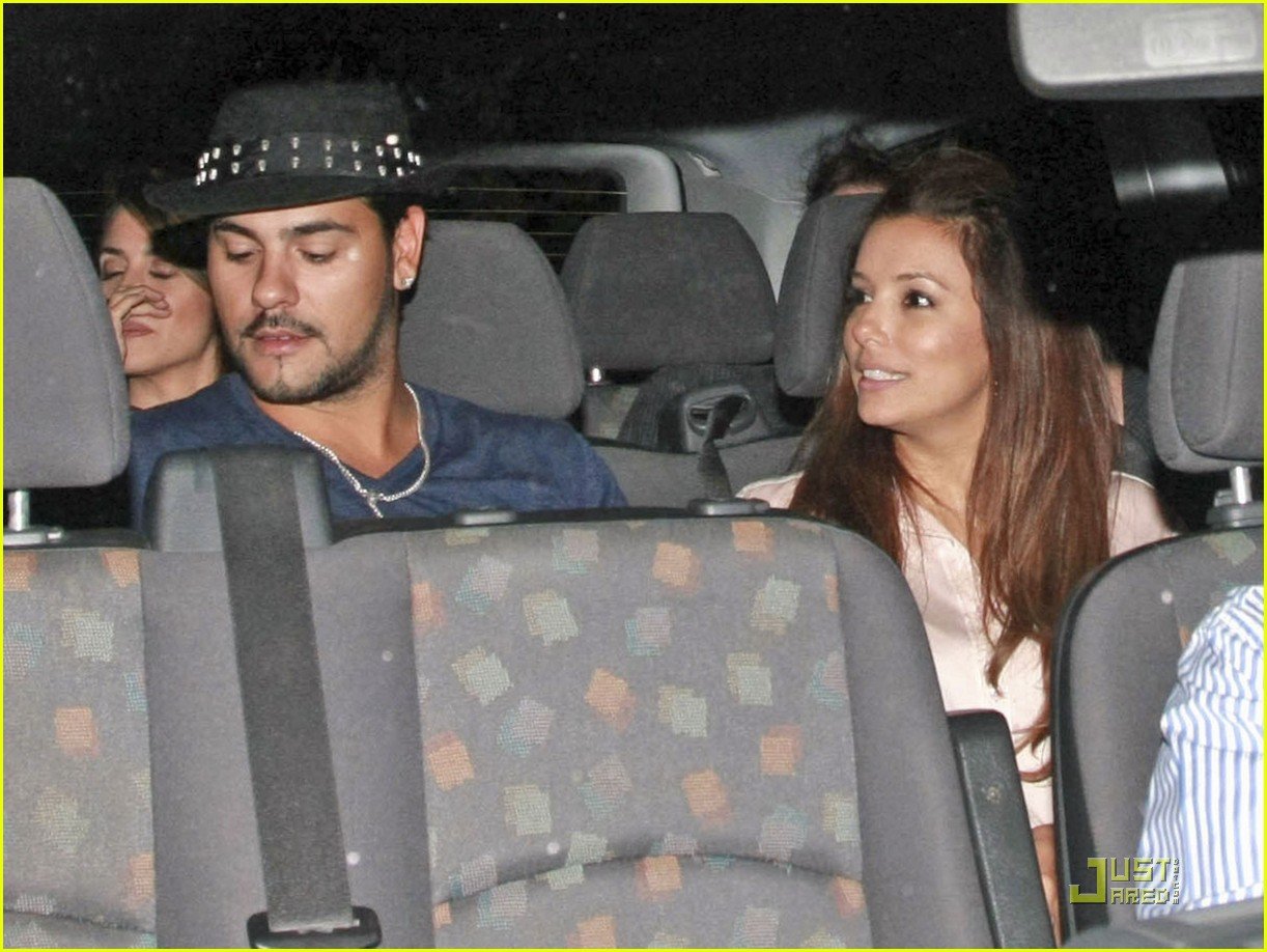 Eva Longoria & Eduardo Cruz Dinner with Penelope Cruz! Photo 2557023