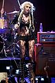 taylor momsen sala caracol with the pretty reckless 04