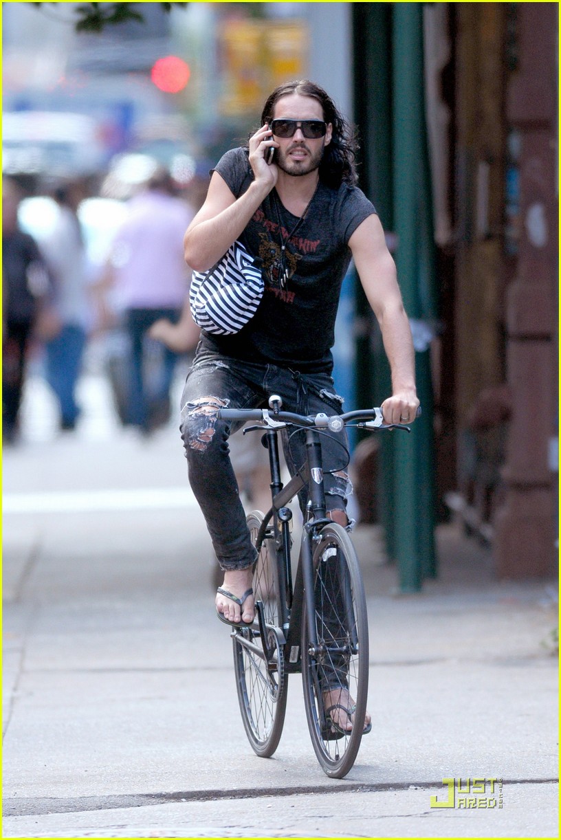 katy perry russell brand biking in nyc 092556999