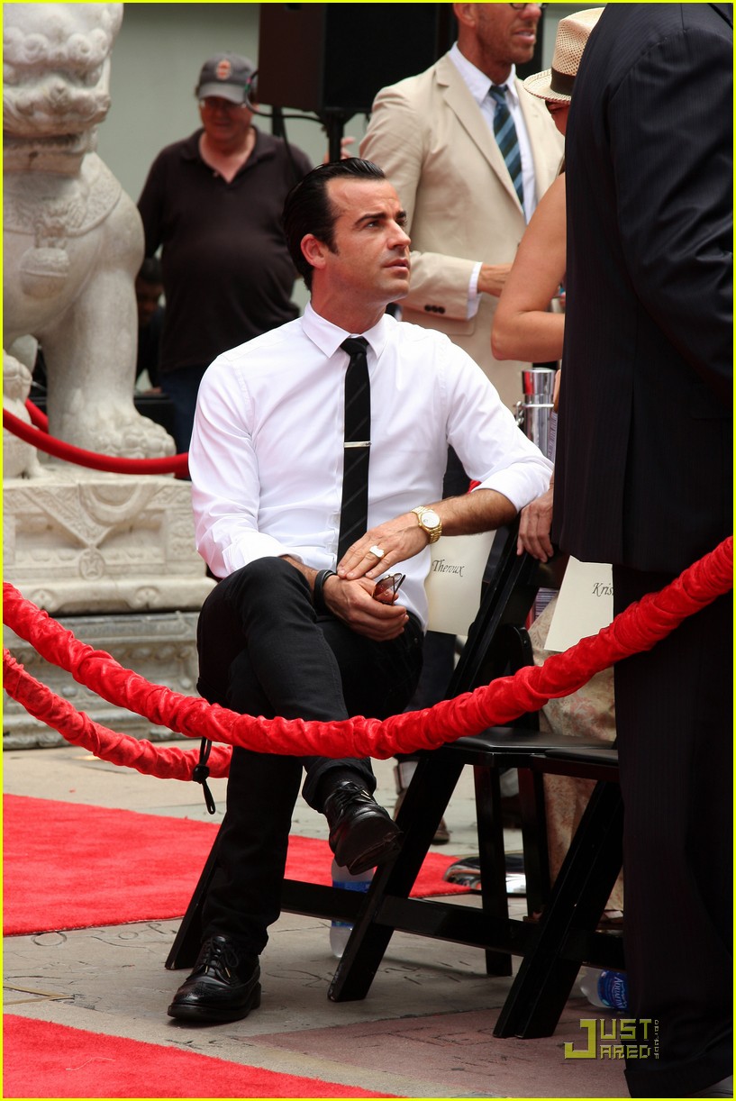 justin theroux shaved 012558609