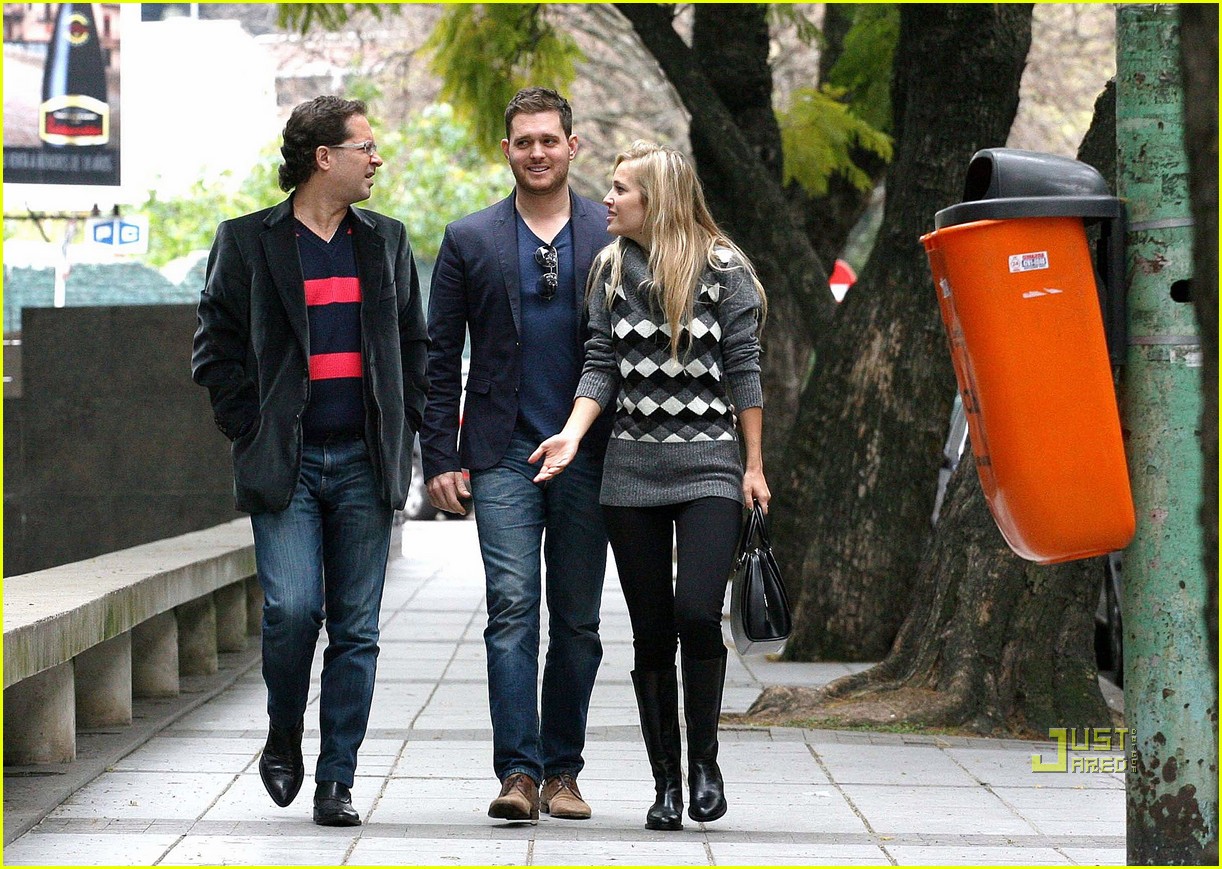 Michael Buble & Luisana Lopilato: Buenos Aires Visit: Photo 2573379 |  Luisana Lopilato, Michael Buble Photos | Just Jared: Entertainment News