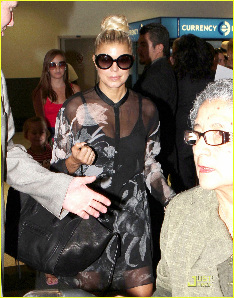 fergie sheer lax arrival 052574772