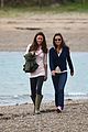 pippa middleton duchess kate walk beach 03