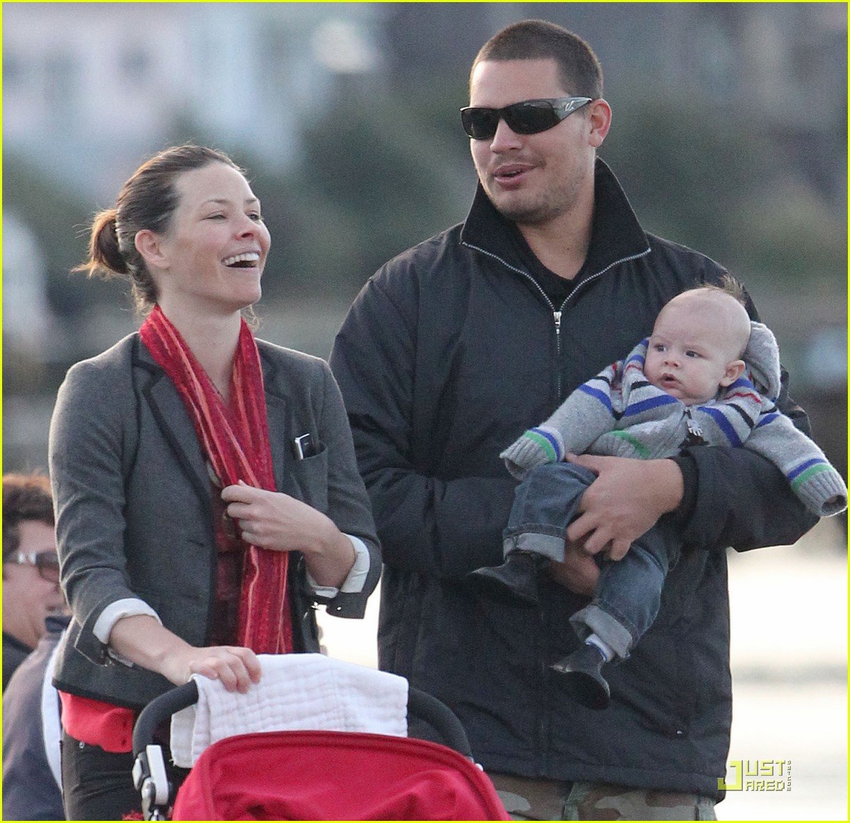 evangeline lilly norman baby 01