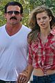 annalynne mccord dominic purcell holding hands in venice 05