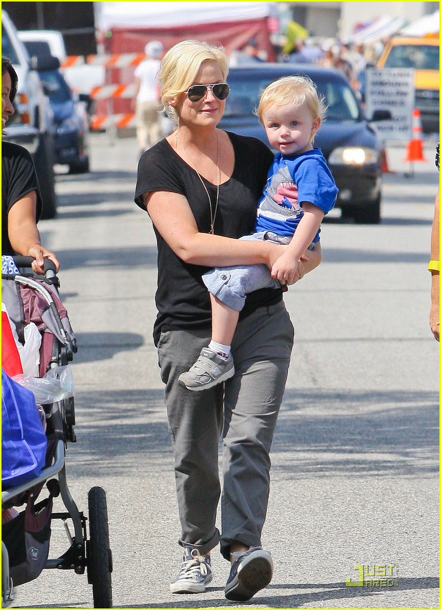 amy poehler funny faces son 16