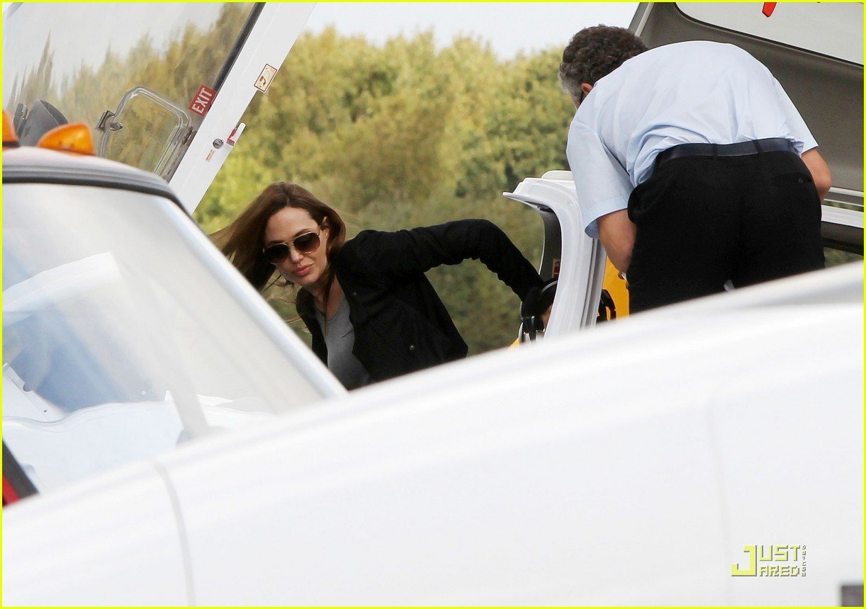 angelina jolie flying lessons maddox 062583079