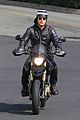 justin theroux motorcycle man 01