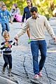 jessica alba central park with the family 16