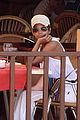 halle berry lunch majorca 03