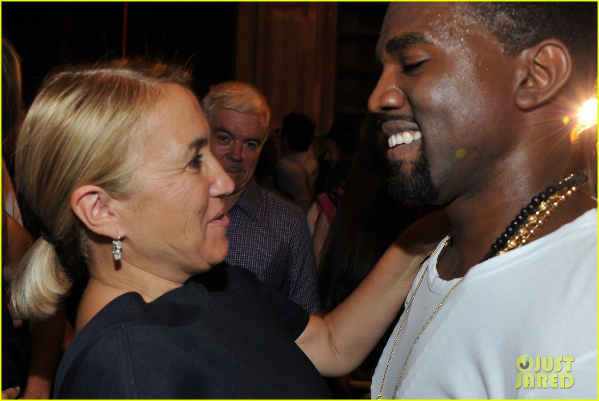 Lindsay Lohan & Olsen Twins Dw by Kanye West Show! Photo 2585830