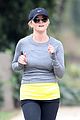 reese witherspoon goes jogging 01
