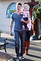amy adams lunch errands with family 15