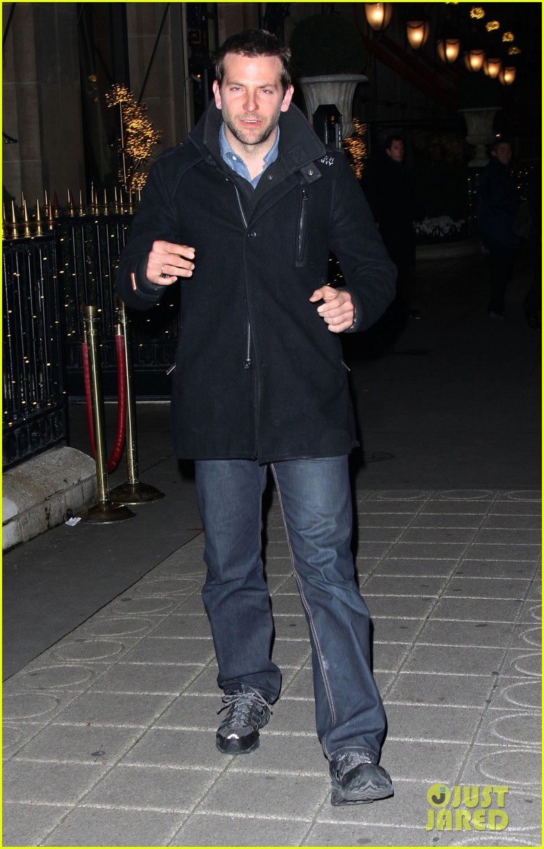 bradley cooper out and about in paris 08