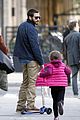 jake gyllenhaal spends the day with niece ramona 08