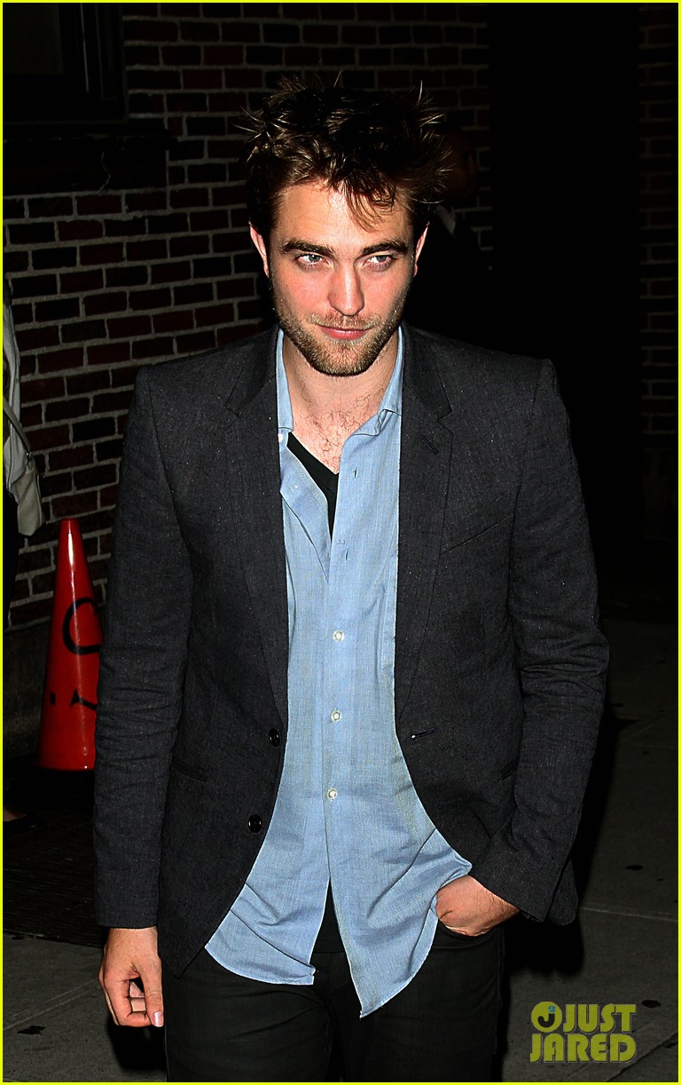 robert pattinson late show with letterman 142598188