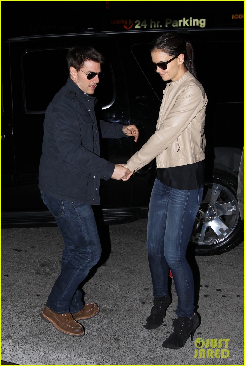 Katie Holmes Celebrates Birthday Weekend with Tom Cruise Photo 2610749(01)