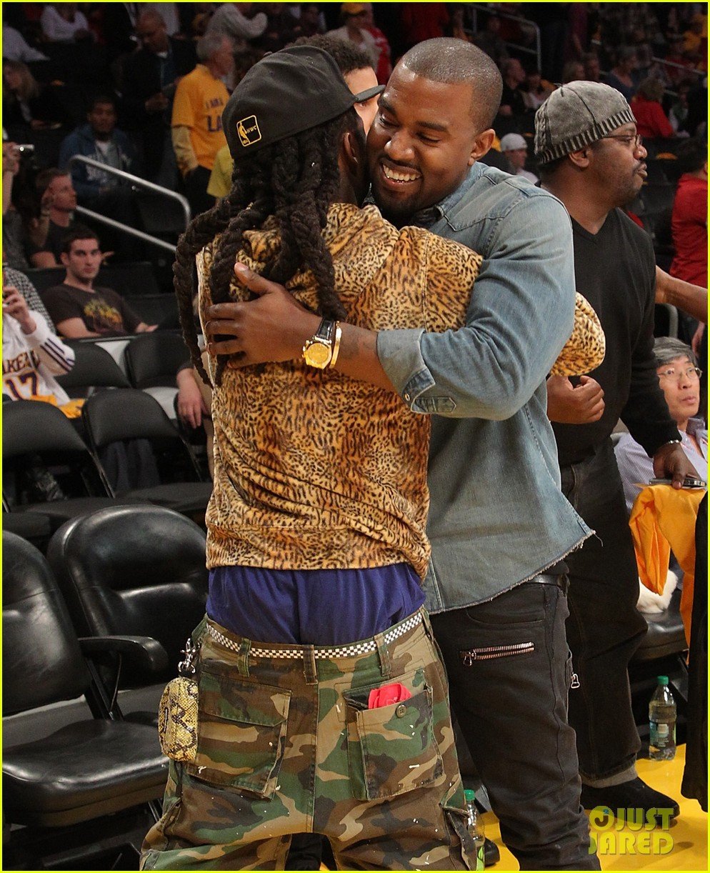 kanye west lakers game with lil wayne 022612570