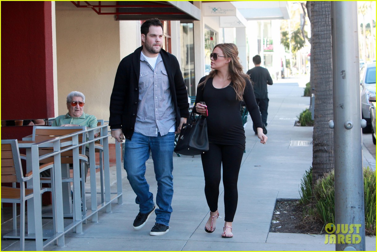 hilary duff mike comrie checkup doctor 052621907
